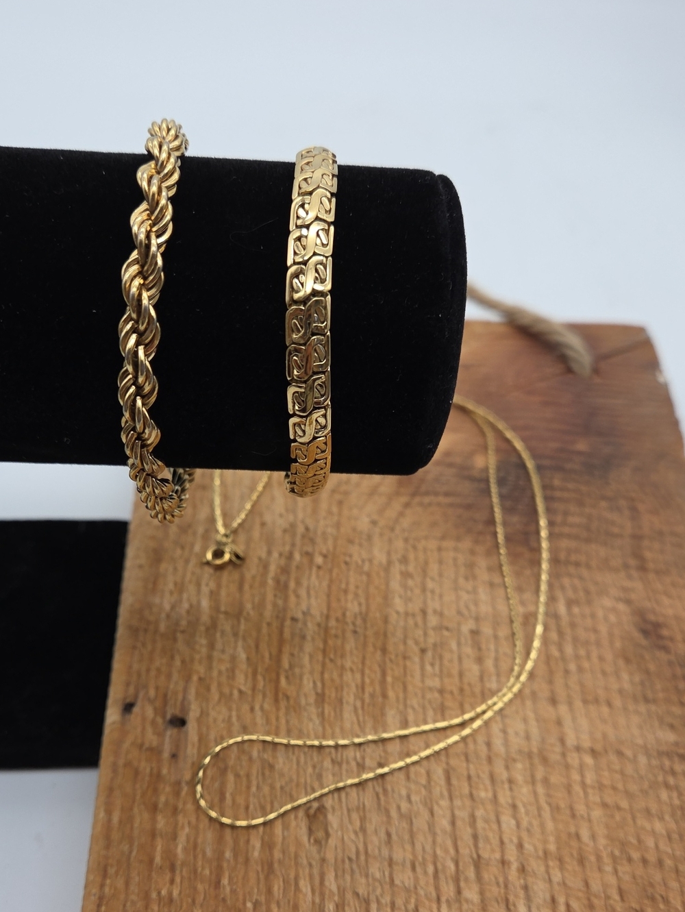 Lot Bundle Monet Napier Vintage 80s Gold tone Bracelet Necklace